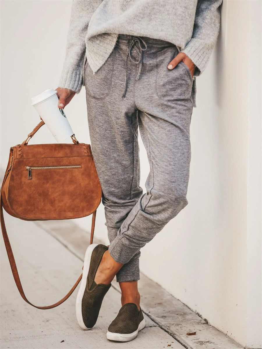 Pantalon décontracté et confortable de couleur unie