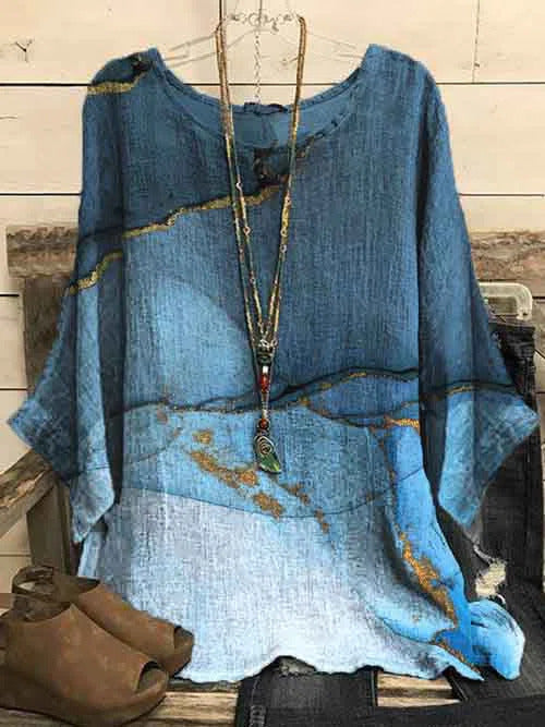 Lässige Bluse mit Rundhalsausschnitt und 3/4-Ärmeln sowie Marmormuster