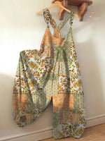 Lässiger Jumpsuit im Boho-Stil mit floralem Karomuster