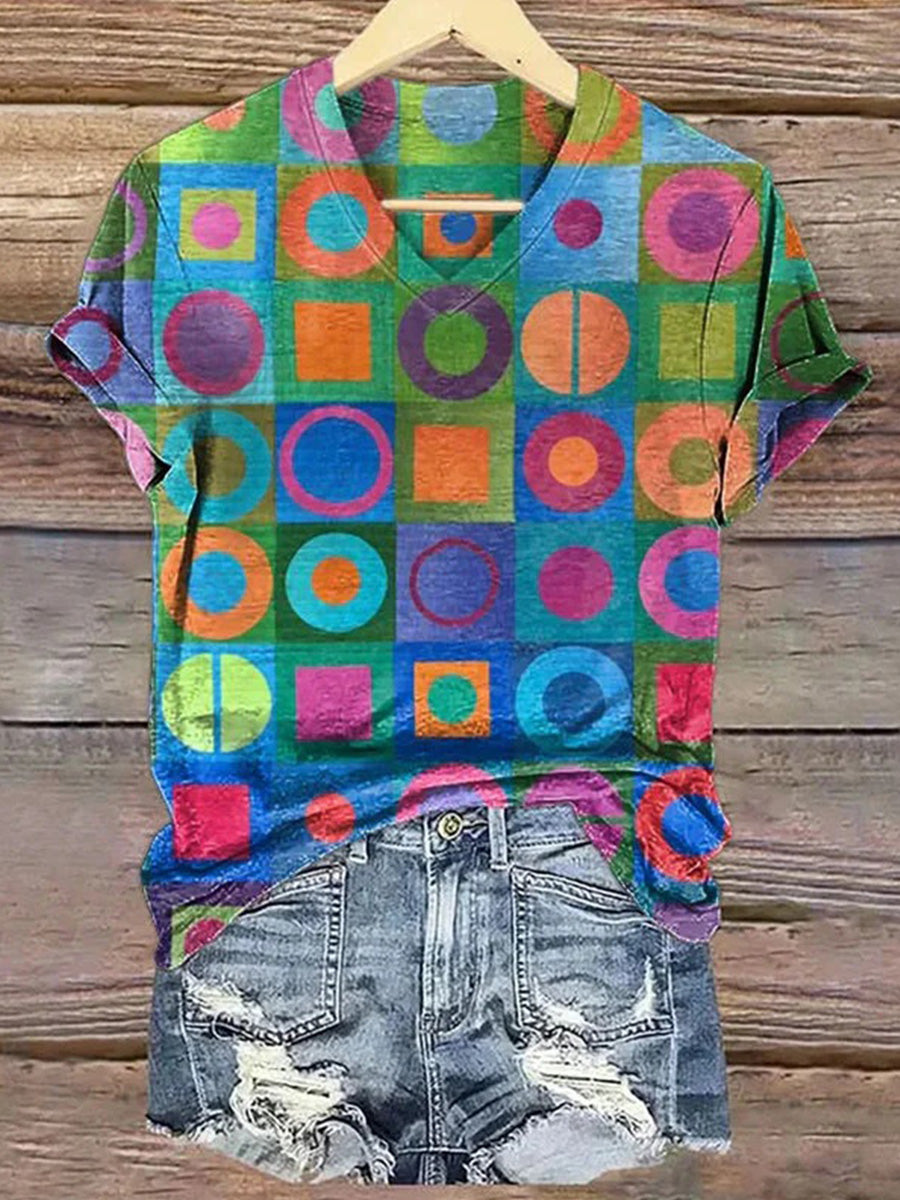 T-shirt à manches courtes et col en V à imprimé géométrique coloré