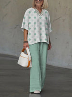 Modernes zweiteiliges Set mit V-Ausschnitt und Polka-Dot-Muster