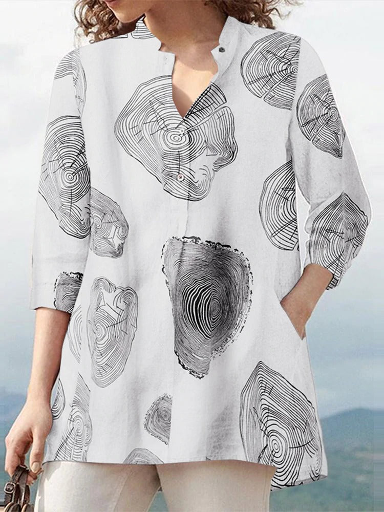 Klassische weiße Bluse mit Print für den Alltag