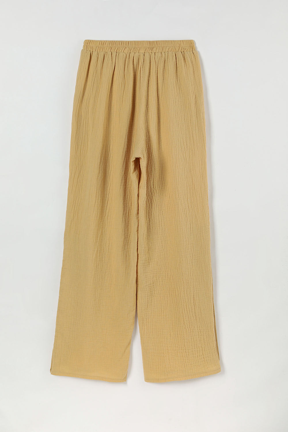 Lässige Sommerhose aus einfarbigem Stoff mit Knöpfen und Taschen