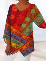 Chemisier rouge à manches longues et patchwork voyant