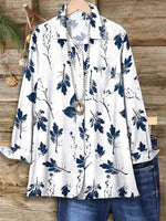 Einfaches weißes Langarmhemd