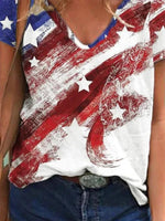 Lässige T-Shirts mit V-Ausschnitt und abstraktem Muster