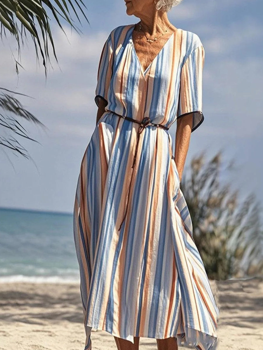 Robe midi rayée à manches courtes spéciale