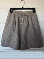 Women’s Button-Front Loose Shorts with Drawstring Waist