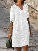 Women’s White Floral Lace V-Neck Half Sleeve Shift Dress