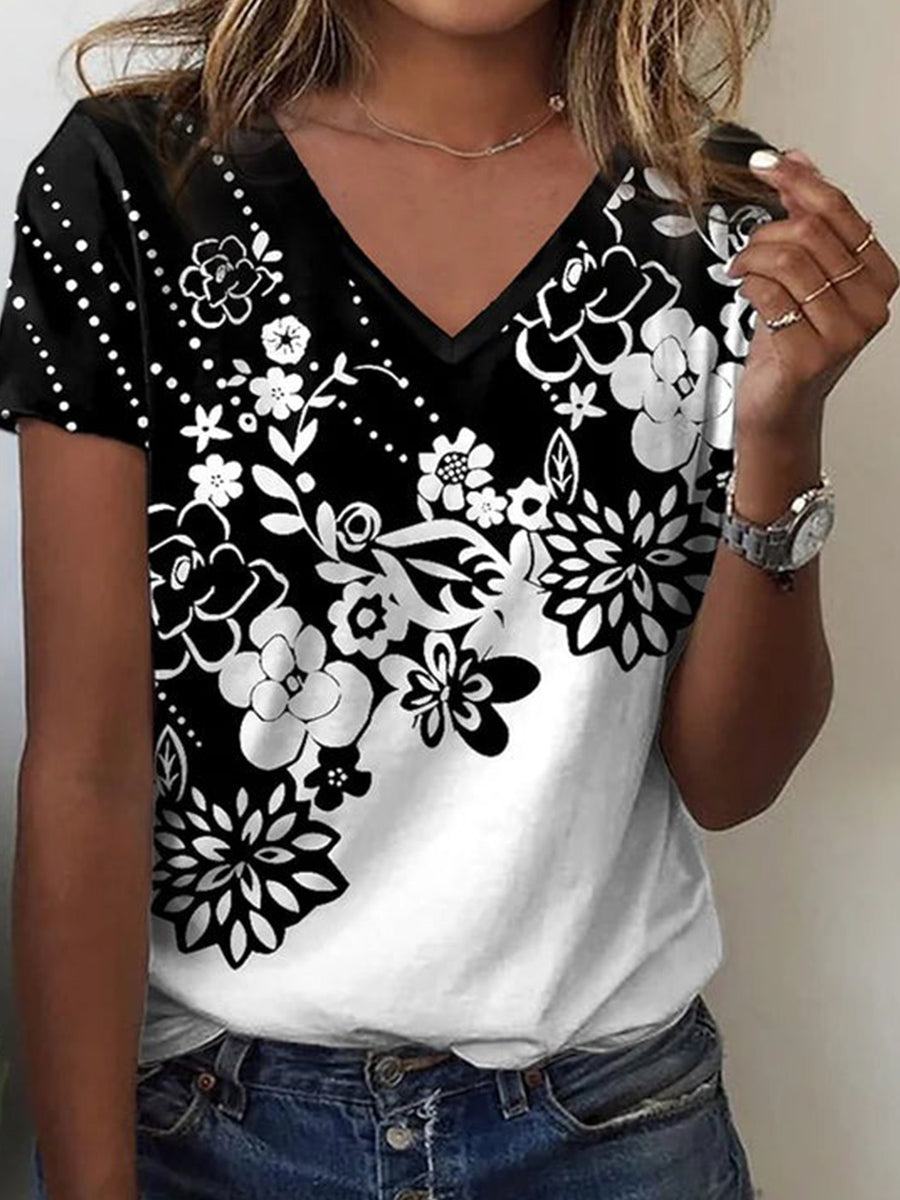 T-shirt noir à imprimé floral patchwork