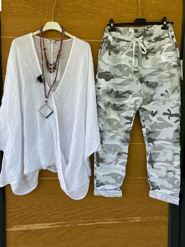 Ensemble deux pièces blanc et vert style décontracté imprimé camouflage col V manches courtes