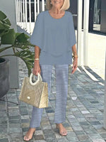 Zweiteiliges Set mit blau-weiß gestreiftem Print, Rundhalsausschnitt und 3/4-Ärmeln