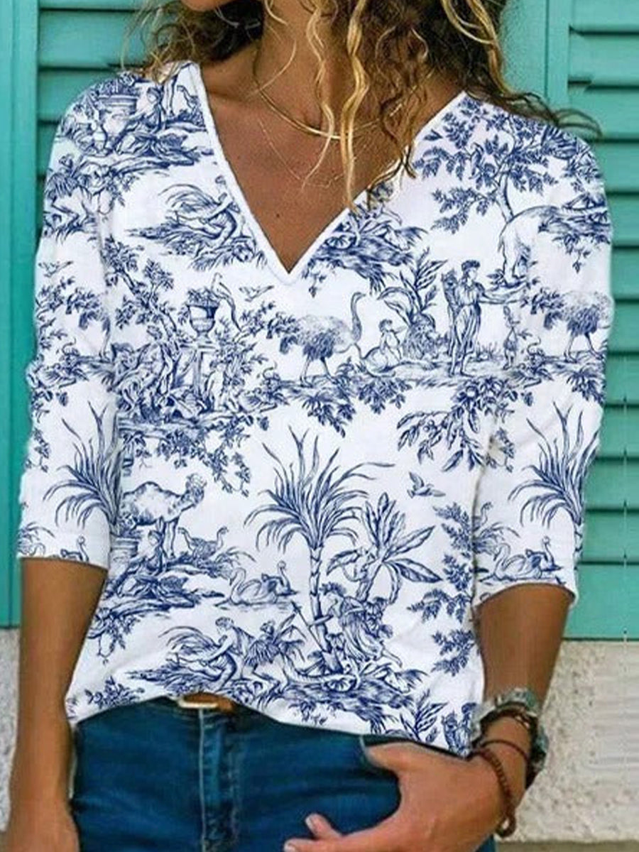 Lässiges Langarmshirt mit abstraktem Print und V-Ausschnitt