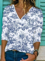 Lässiges Langarmshirt mit abstraktem Print und V-Ausschnitt