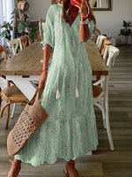 Lässiges Maxikleid mit V-Ausschnitt und abstraktem Print