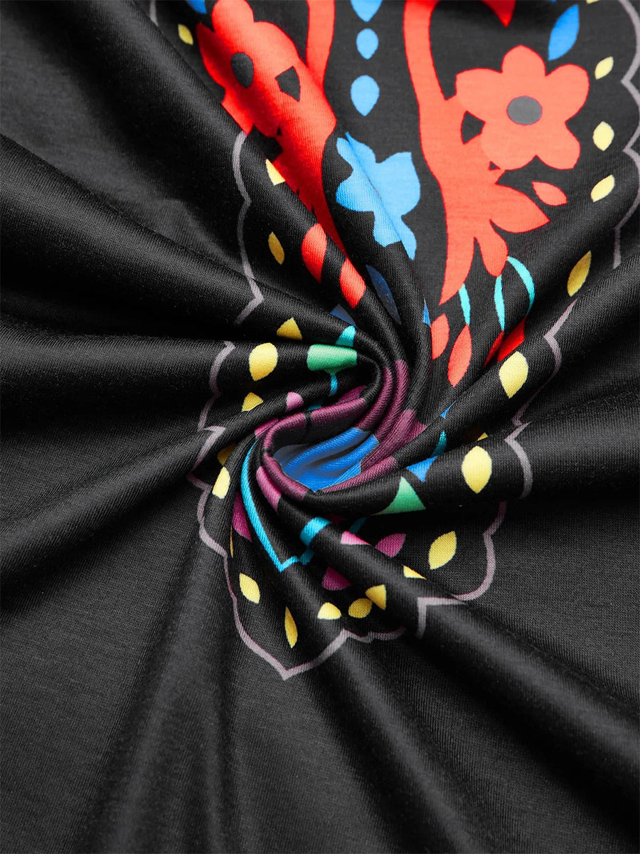 Robe midi bohème noire à fleurs et col en V