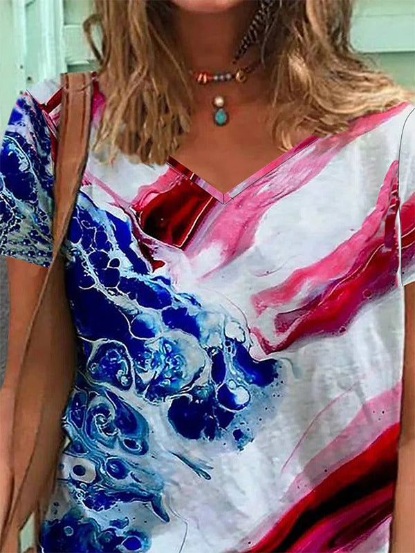 Lässige Kurzarmbluse mit abstraktem Print und V-Ausschnitt