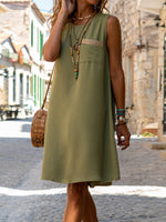 Robe mini sans manches à poches amples